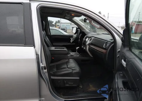 2021 Toyota Tundra Limited z USA, uszkodzony, nr VIN 5TFHY5F18MX031938